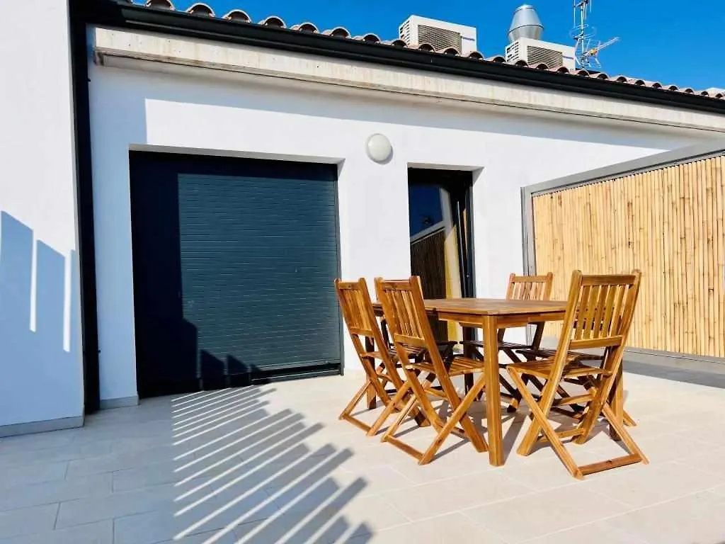 Roses Casc Antic Sl Sabater 5 Apartment Spain